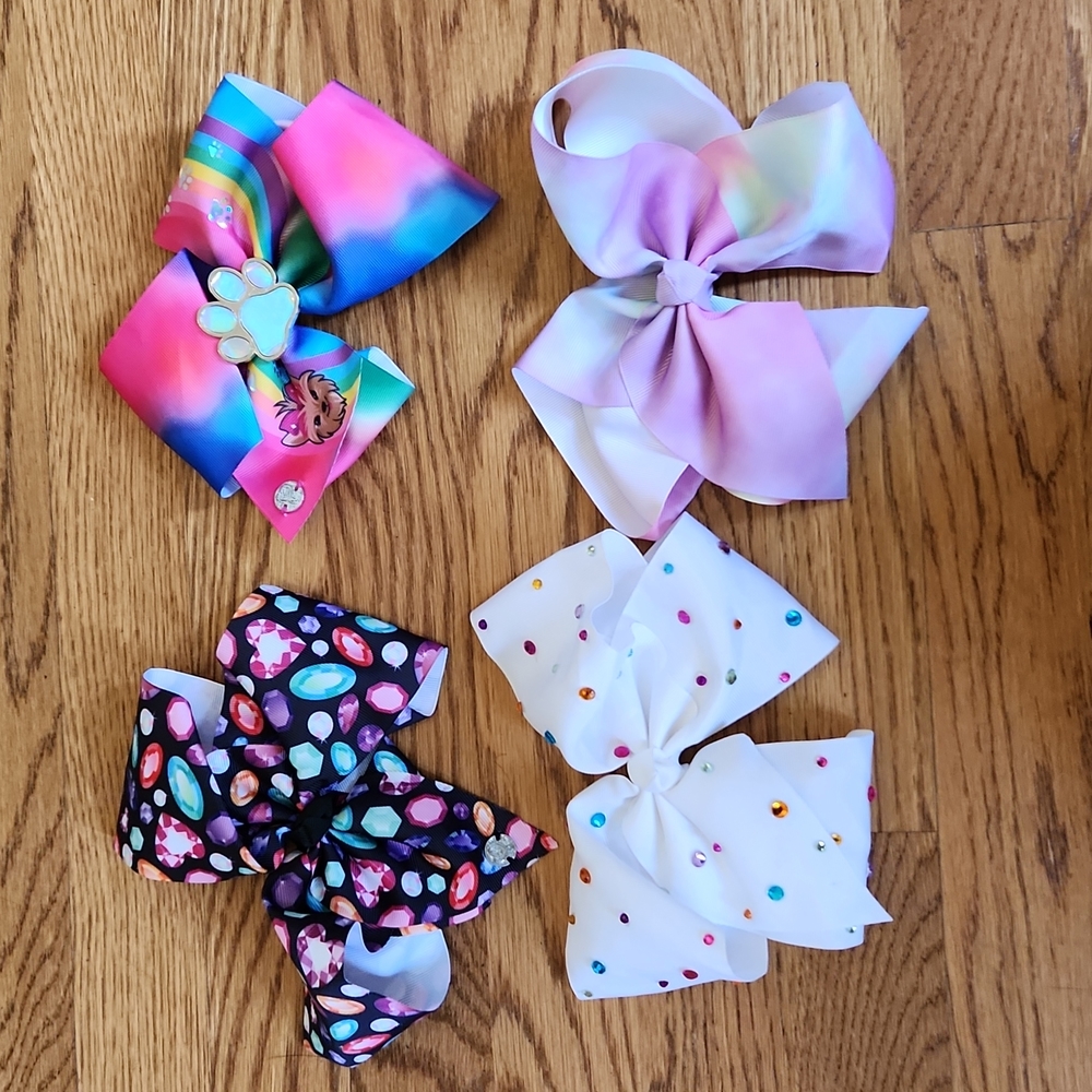 JoJo Bows